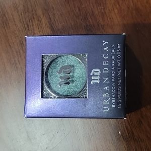 NIB Urban Decay eye shadow single in C-Note